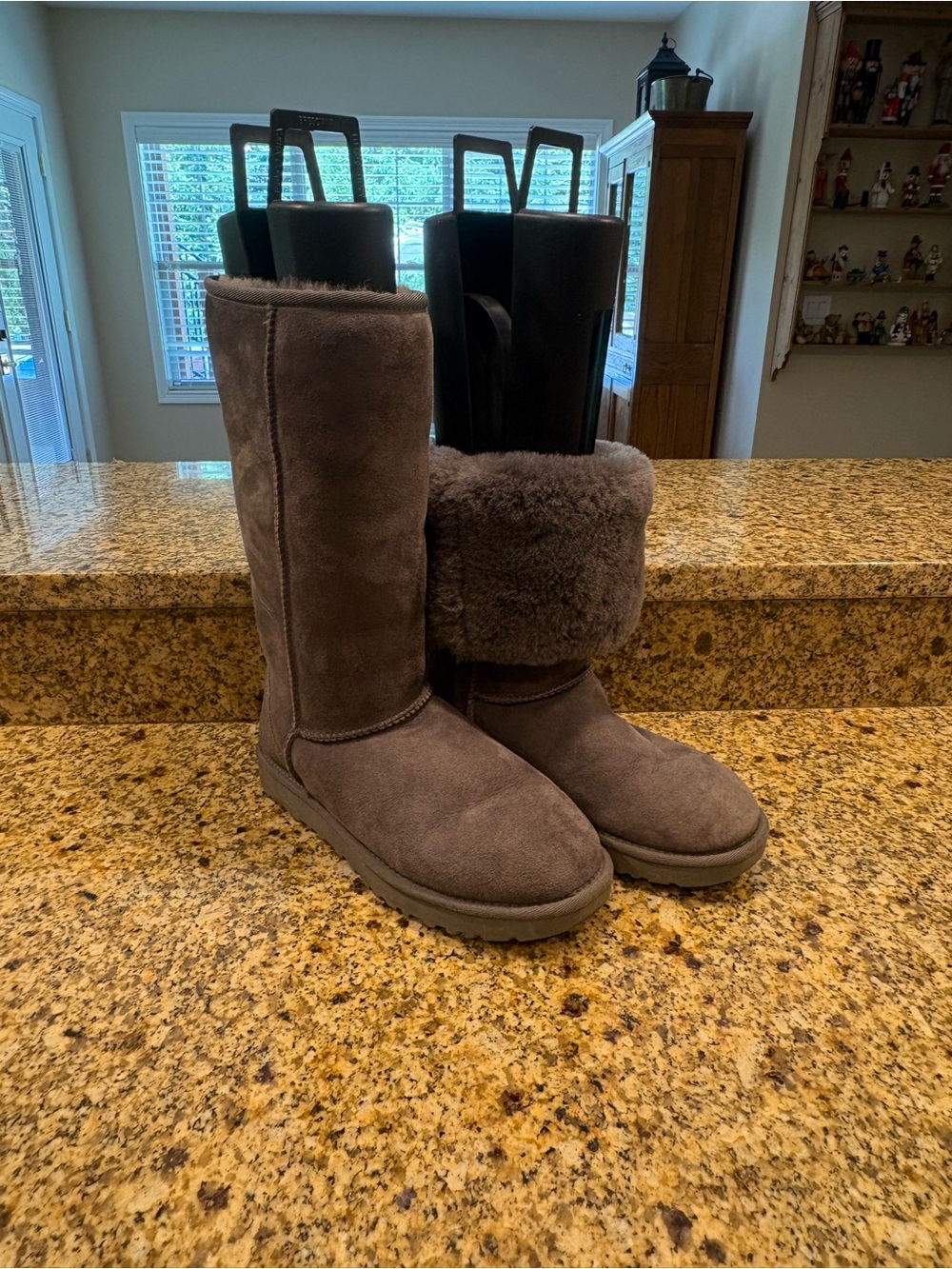 UGG CLASSIC GREY TALL BOOTS SIZE 8